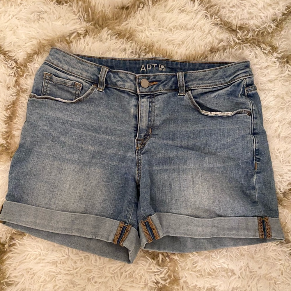 Modern Mid Wash Denim Jean Shorts